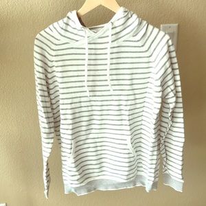 Amour Vert Drawstring Pullover